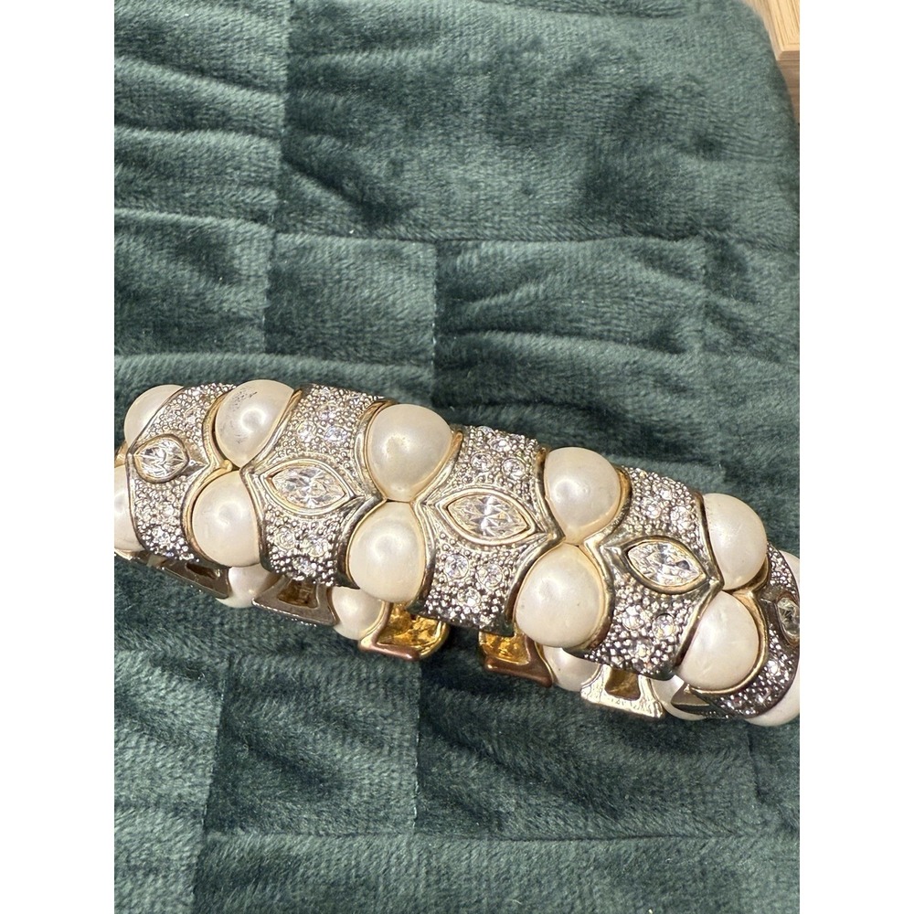 Vintage costume Jewelry Pearl & Crystal Stunning Bracelet –Grandmacore chic - Picture 3 of 6
